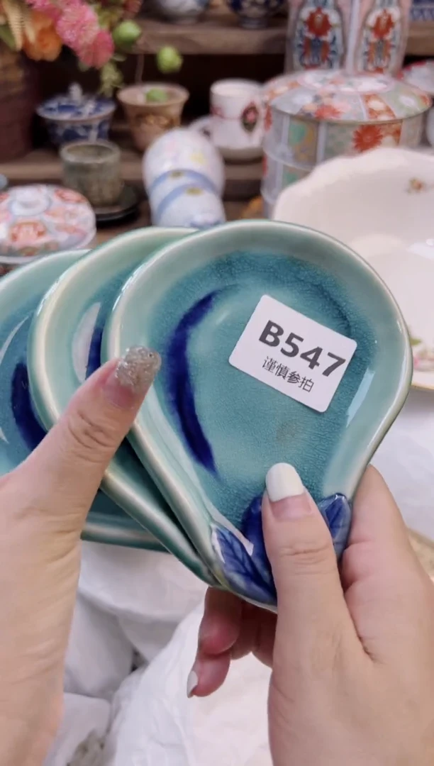 瓷片嫣*       547