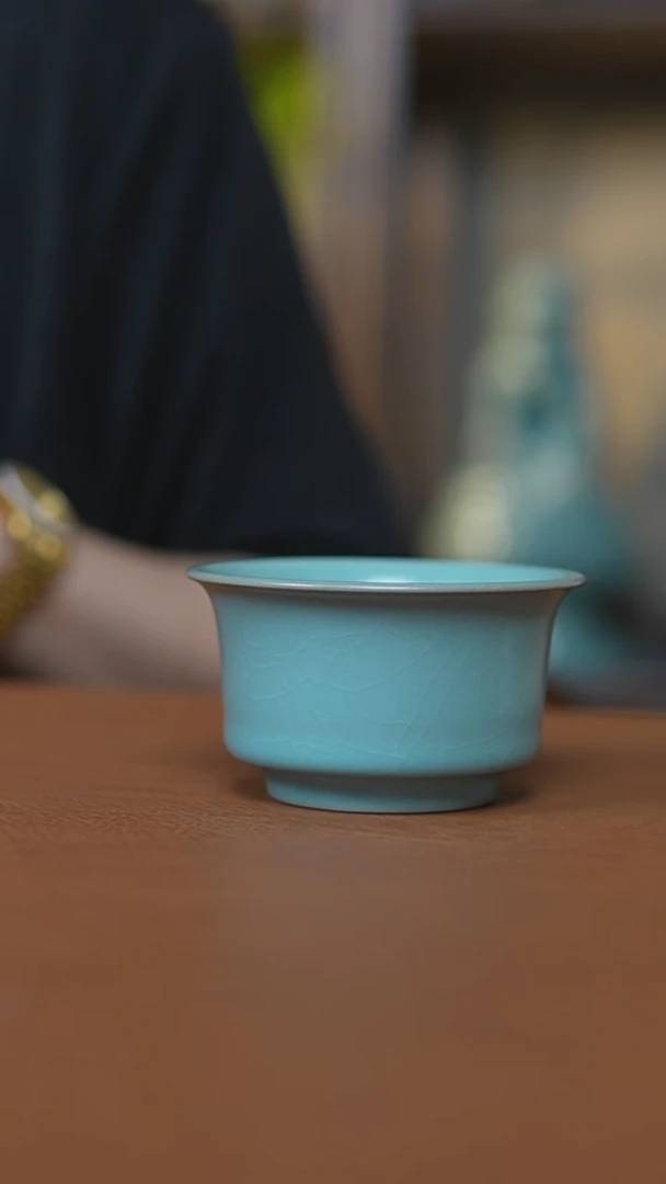杯仿古天青矮马蹄杯瑕