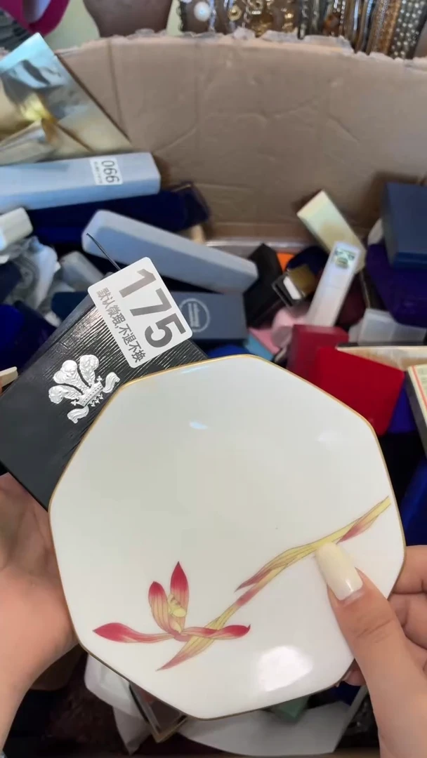 瓷片马**了好漂亮的瓷器】】】】】】