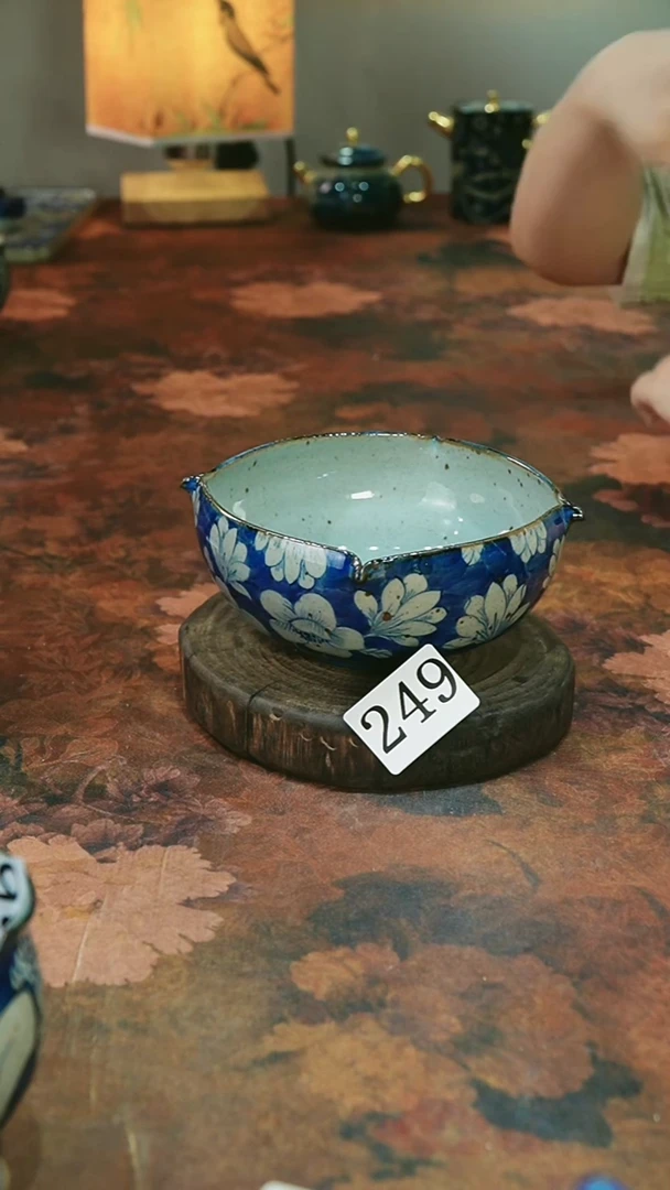 茶碗............249