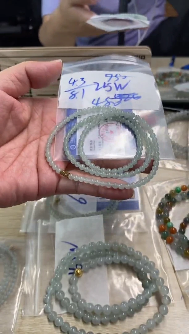 定制翡翠未镶嵌天然缅甸翡翠