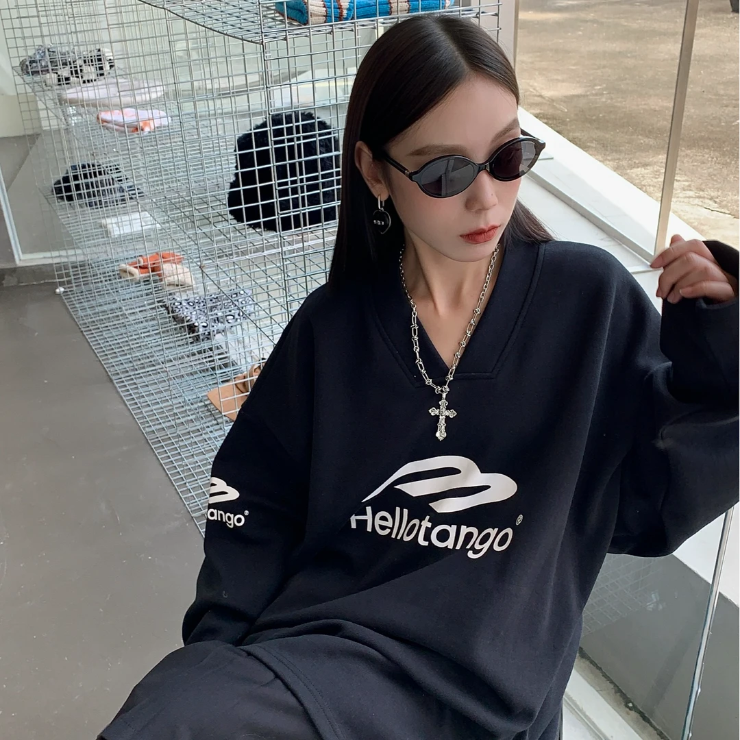 HELLOTANGO《私服标配》小众美式街头慵懒风宽松V领球服卫衣54825#