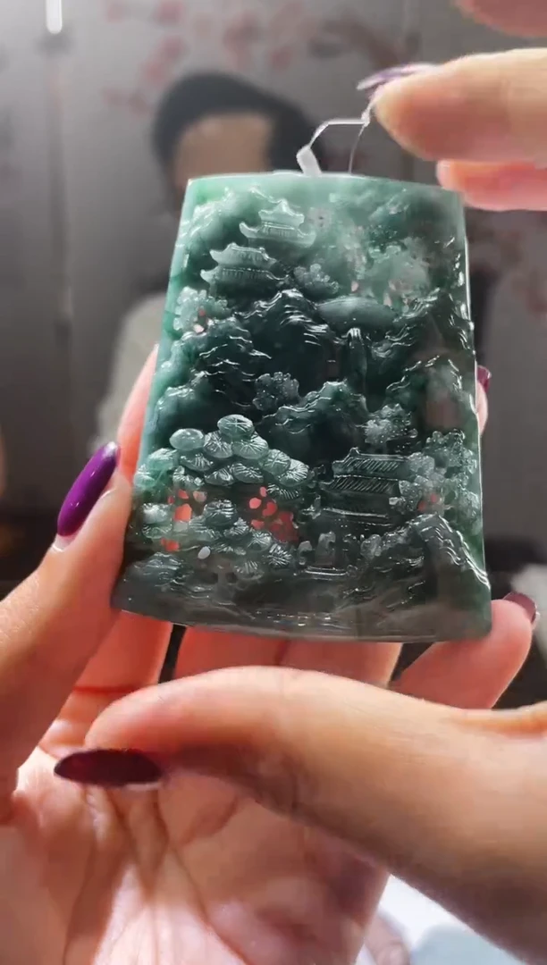 翡翠未镶嵌颈饰挂件山水