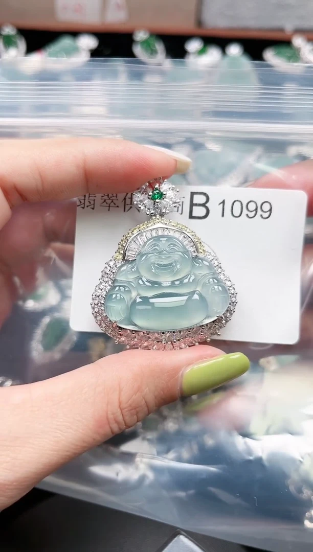 【闪购商品】翡翠颈饰未镶嵌赠皮绳1099