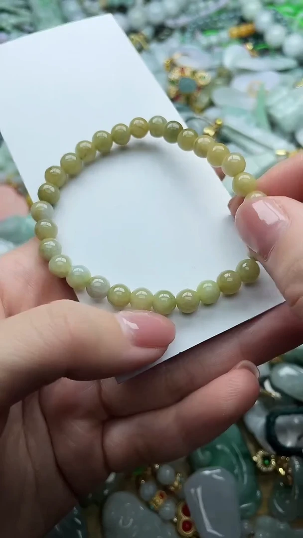 颈饰未镶嵌翡翠1