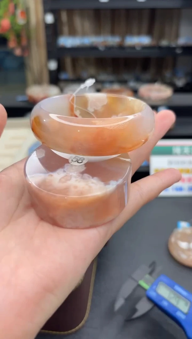 未镶嵌手镯石英质玉35(57圈赠送镯心)