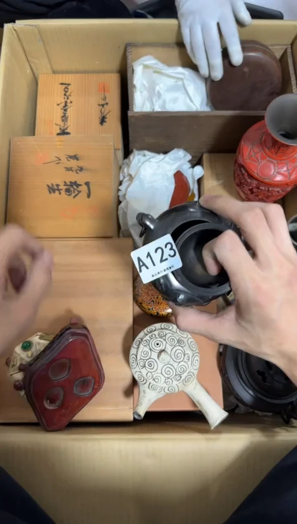 瓷片专****师123 中古商品，谨慎购买