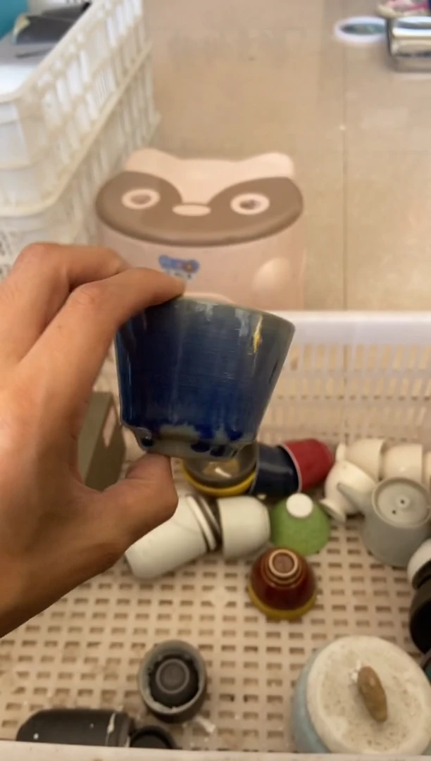 杯子瓷无运费险有瑕疵的摄影的产品有使用过的痕迹有点脏介意勿拍