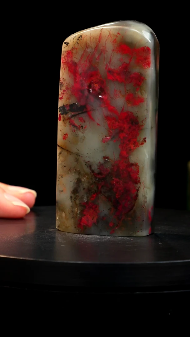 鸡血石精品玻璃冻鸡血石