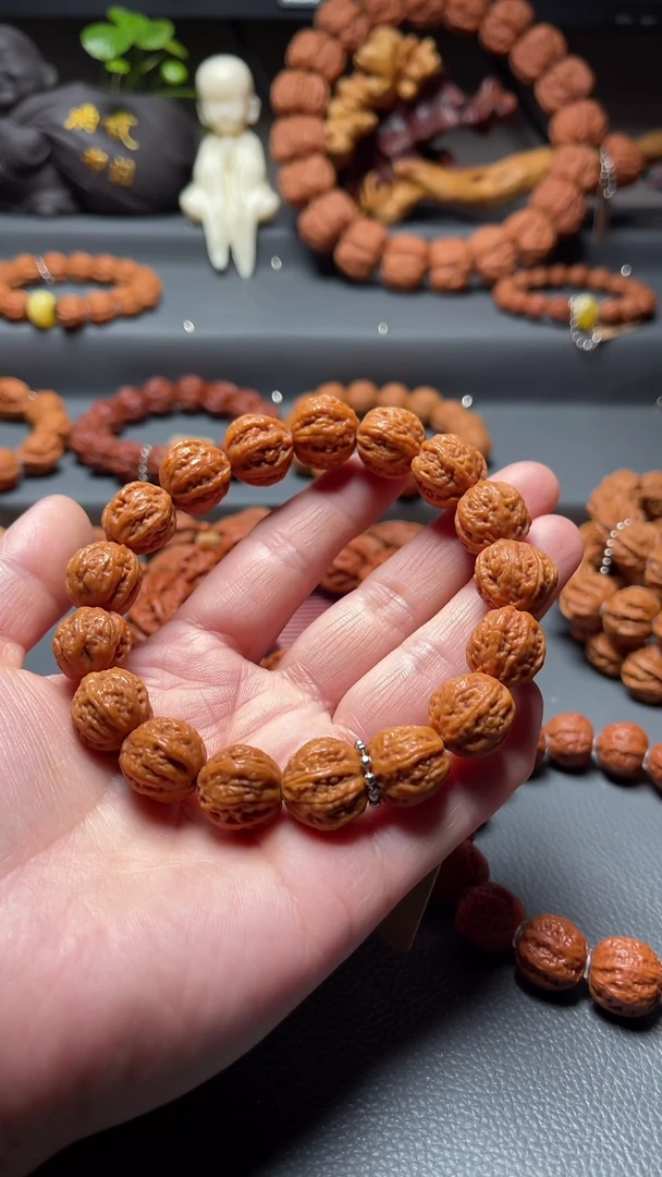 【闪购商品】文玩核桃吊坠核桃手串