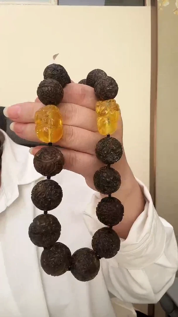 琥珀颈饰未镶嵌项链