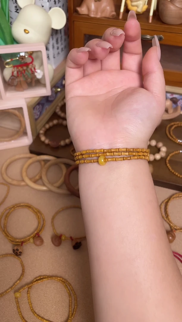 三圈竹节素款加黄跑环一物一拍