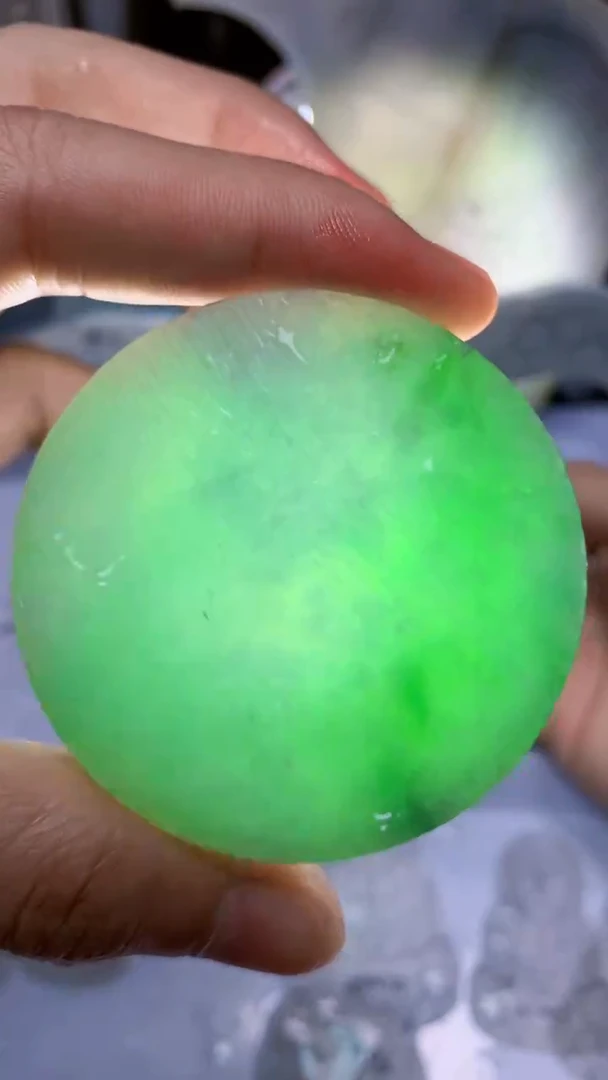 翡翠裸石缅甸天然A货8016