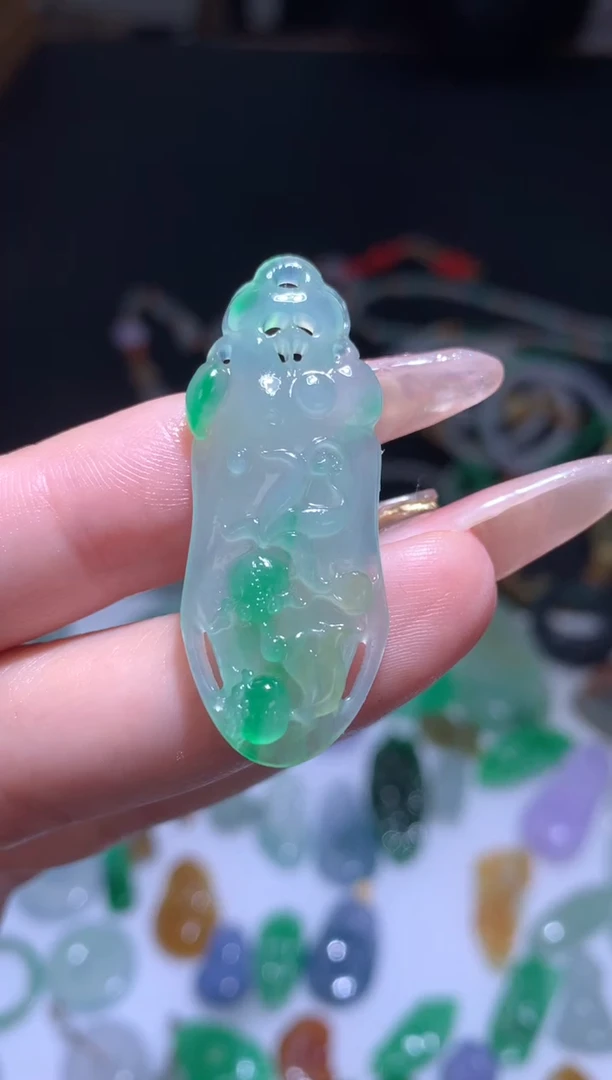 未镶嵌定制翡翠年年有余