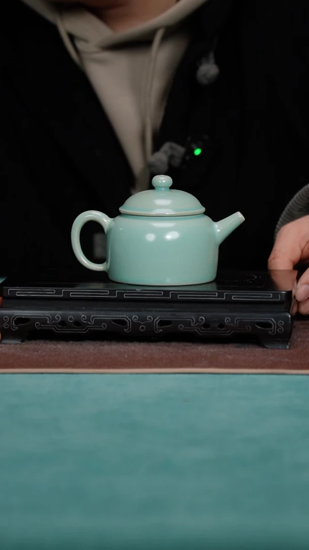 【闪购商品】78-2德钟壶（海英底款）