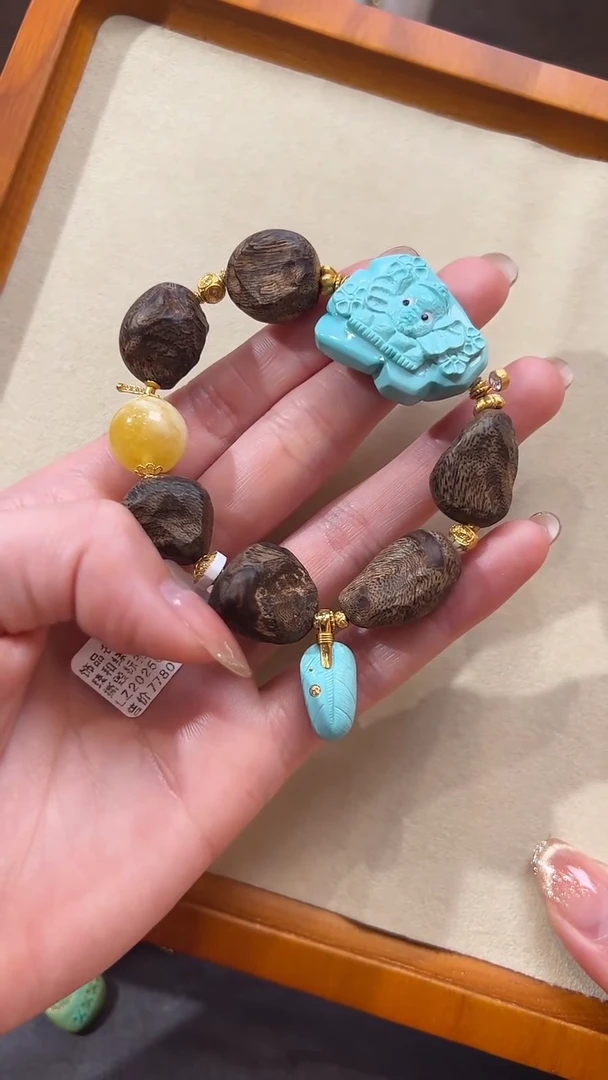 【闪购商品】绿松石手链18K金镶嵌绿松石手链