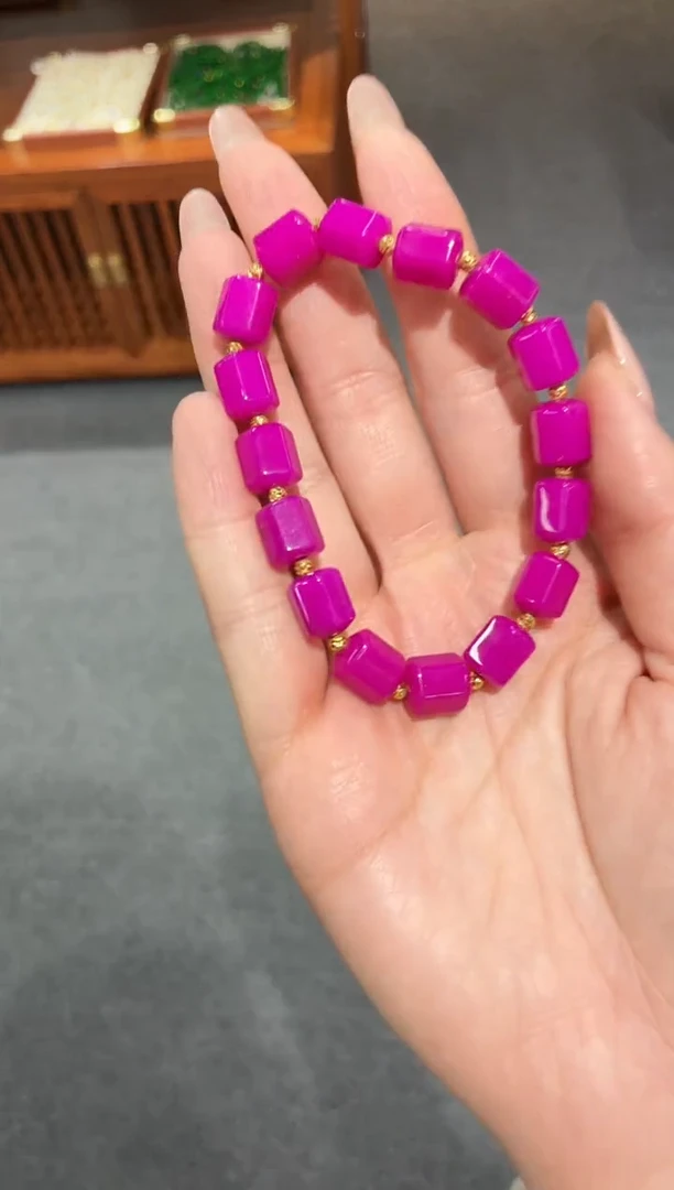 【慧慧甄选】高端轻奢手链多样性发货HF3935S