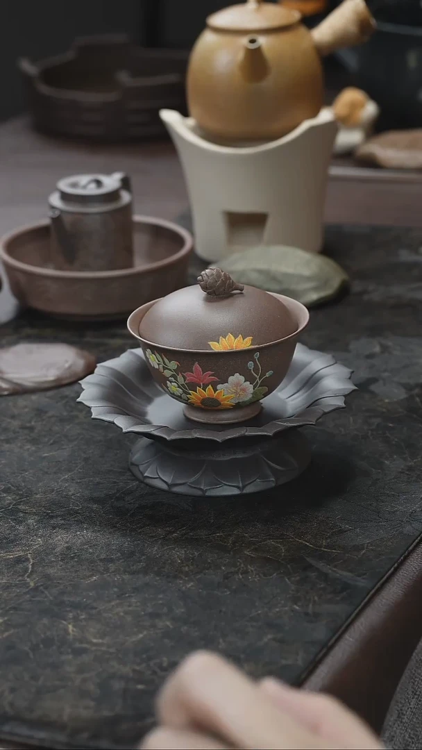 九隐茶器薄胎泥绘盖碗
