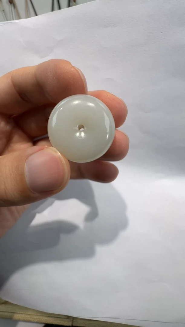 颈饰未镶嵌和田玉25mm精品平安扣