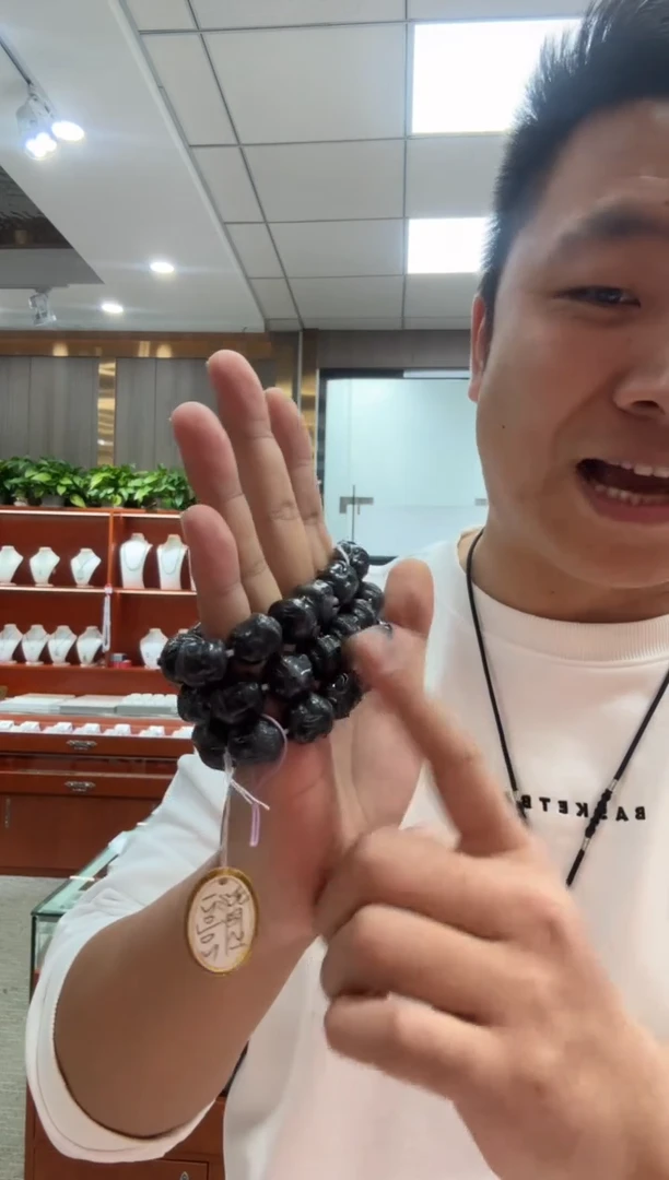 未镶嵌挂件翡翠茗**白A货翡翠多样性一件雕工手串