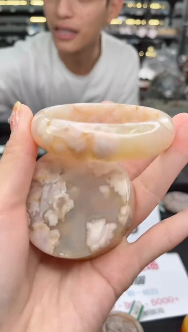 【闪购商品】石英质玉手镯未镶嵌57圈口（赠品镯心）3687207