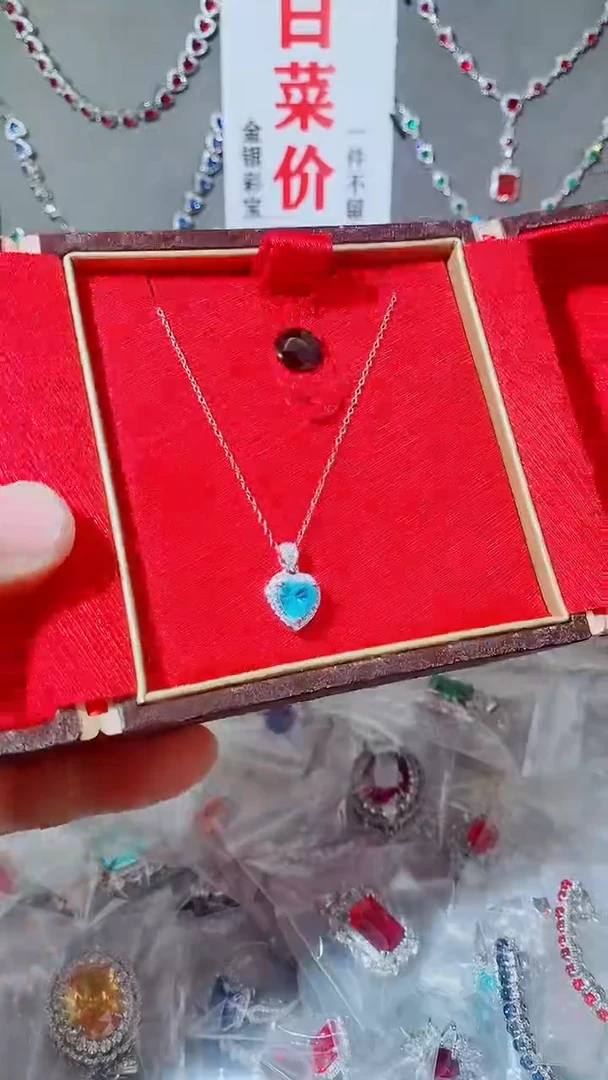 颈饰托帕石未镶嵌托帕石小爱心