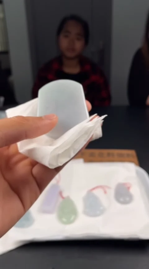 【闪购商品】定制翡翠未镶嵌定制孤品