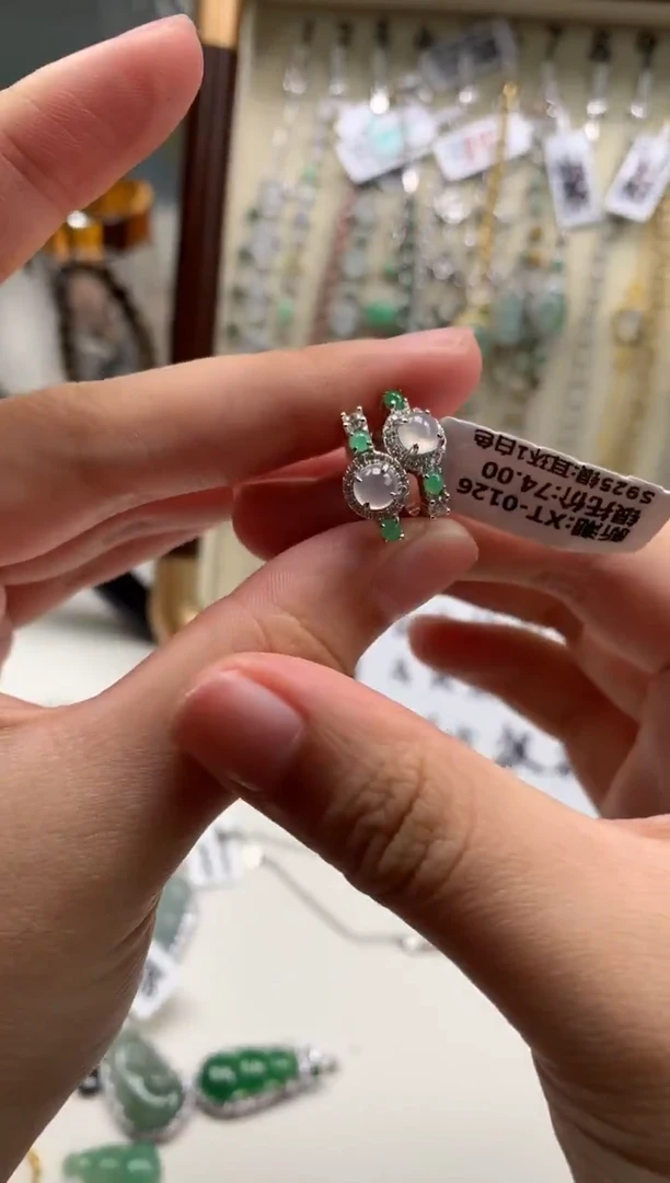 银S925镶嵌戒指翡翠耳饰1