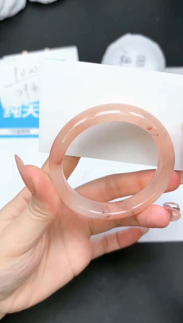【闪购商品】石英质玉手镯未镶嵌39-54.4