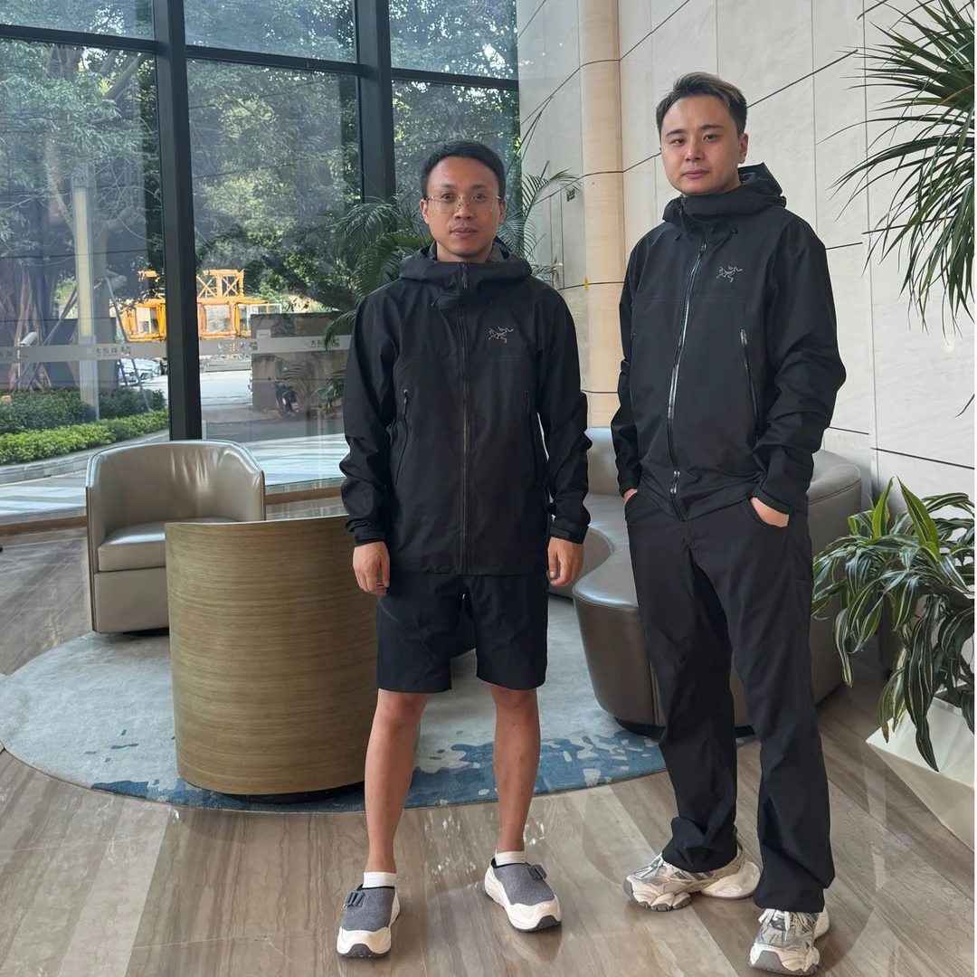 【Arcteryx|始祖鸟】Beta SL专业冲锋衣GORE-TEX轻量透气防风防水