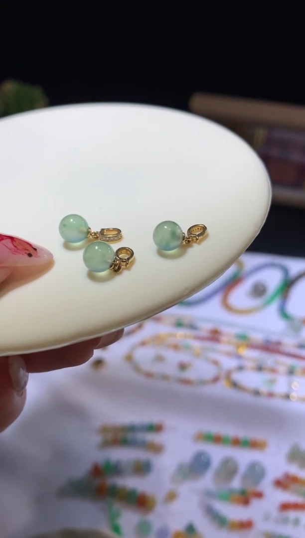 【闪购商品】定制翡翠18K金镶嵌珠子提溜（多样性发货一件发货）