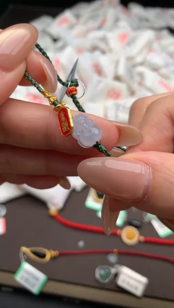 【闪购商品】翡翠手绳未镶嵌 一