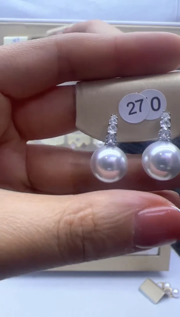 【闪购商品】淡水珍珠耳饰未镶嵌270