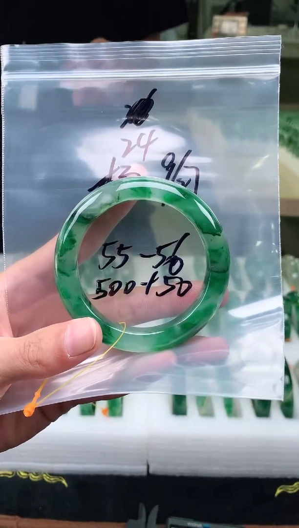 未镶嵌非洲翠手镯石英质玉非洲翠手镯55-56圈口24号