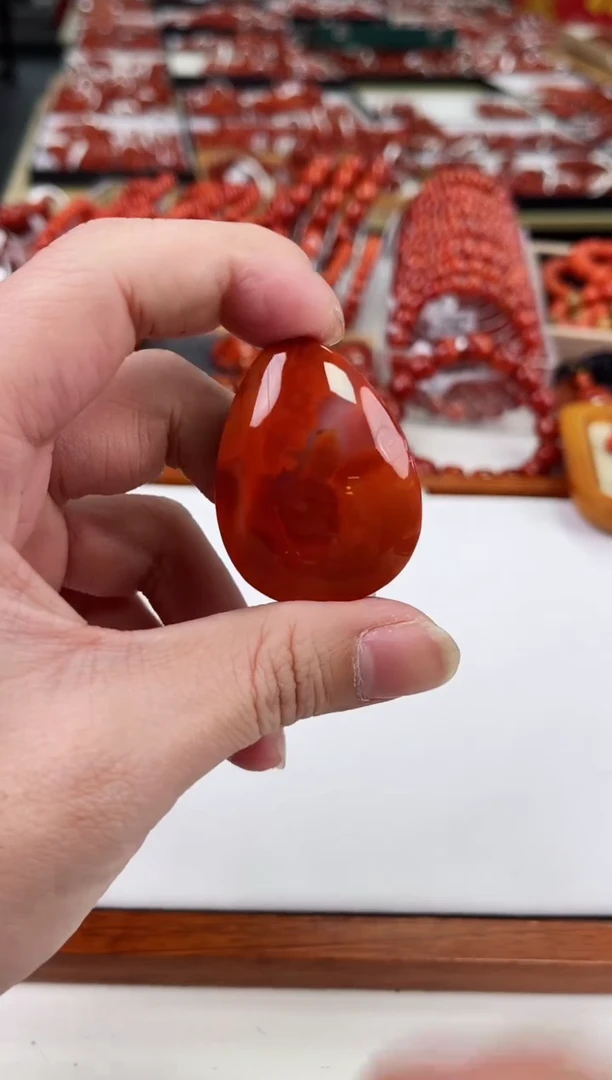 【闪购商品】南红玛瑙瓦西水滴吊坠未镶嵌一个/条