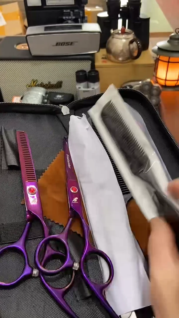 瓷片闪购商品  如图所示