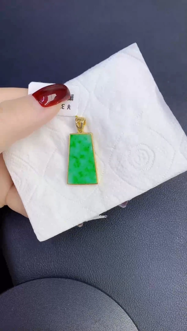 颈饰银S925镶嵌翡翠缅甸天然翡翠A货