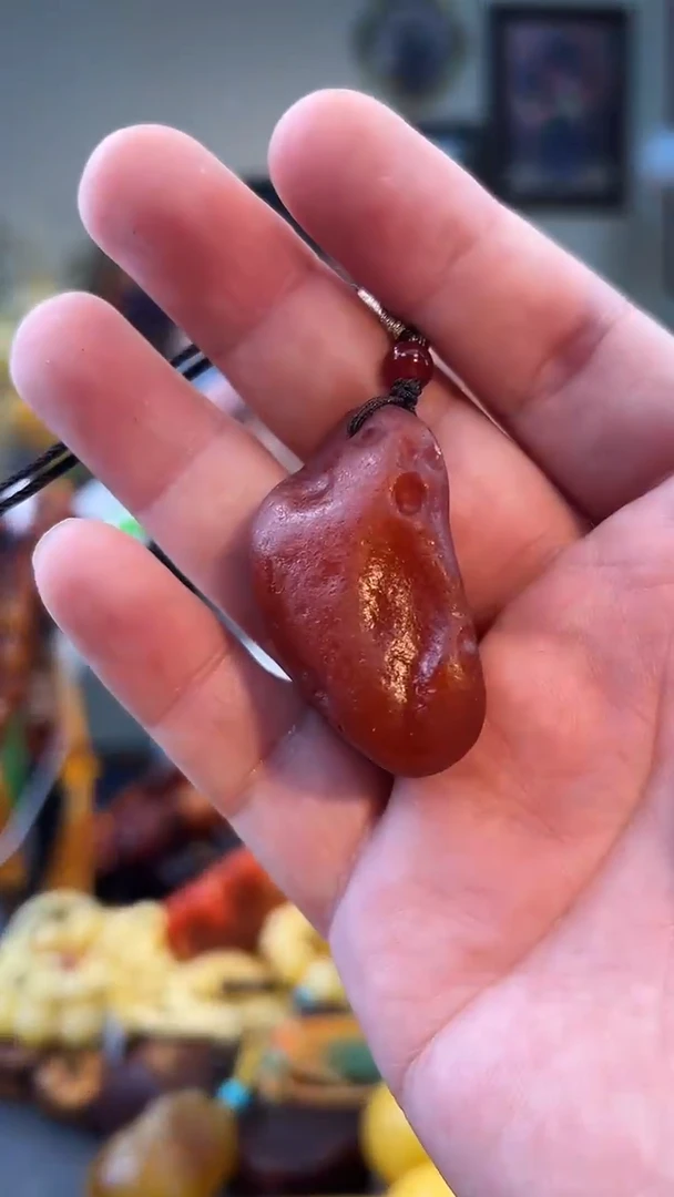 琥珀颈饰未镶嵌吊坠