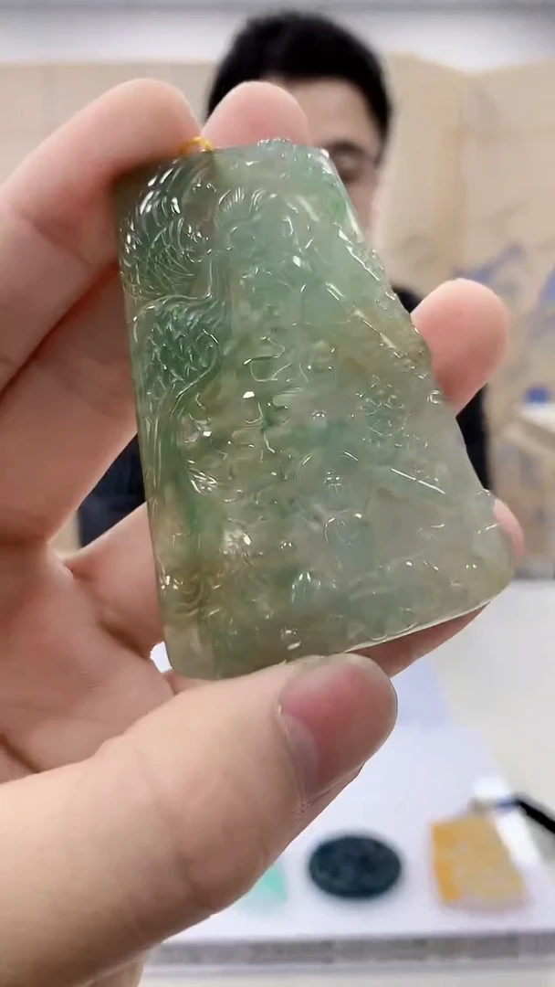 【闪购商品】定制翡翠未镶嵌5153bb-毛货挂件110