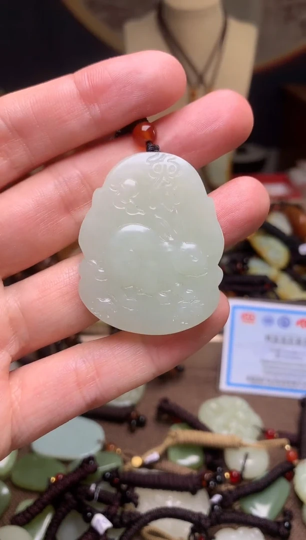颈饰未镶嵌和田玉新疆料青海料清水和田玉吊坠