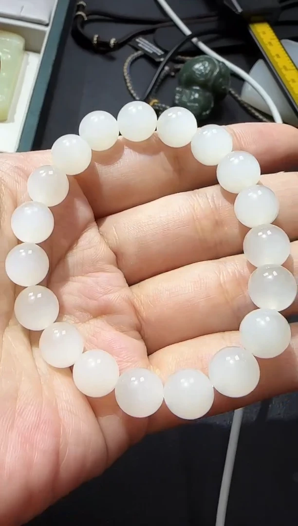 未镶嵌手串和田玉JJD0104112多样性发一