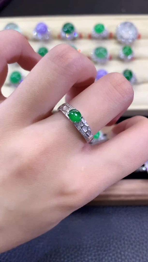 翡翠戒指18K金镶嵌夏日珠宝A17