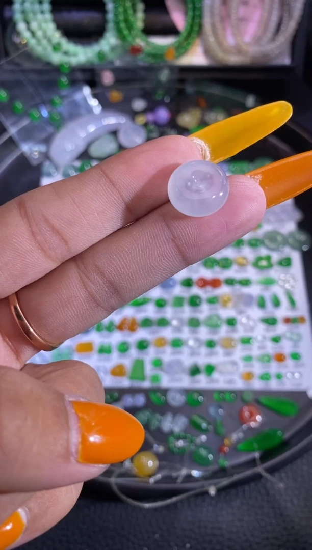 未镶嵌挂件翡翠扣