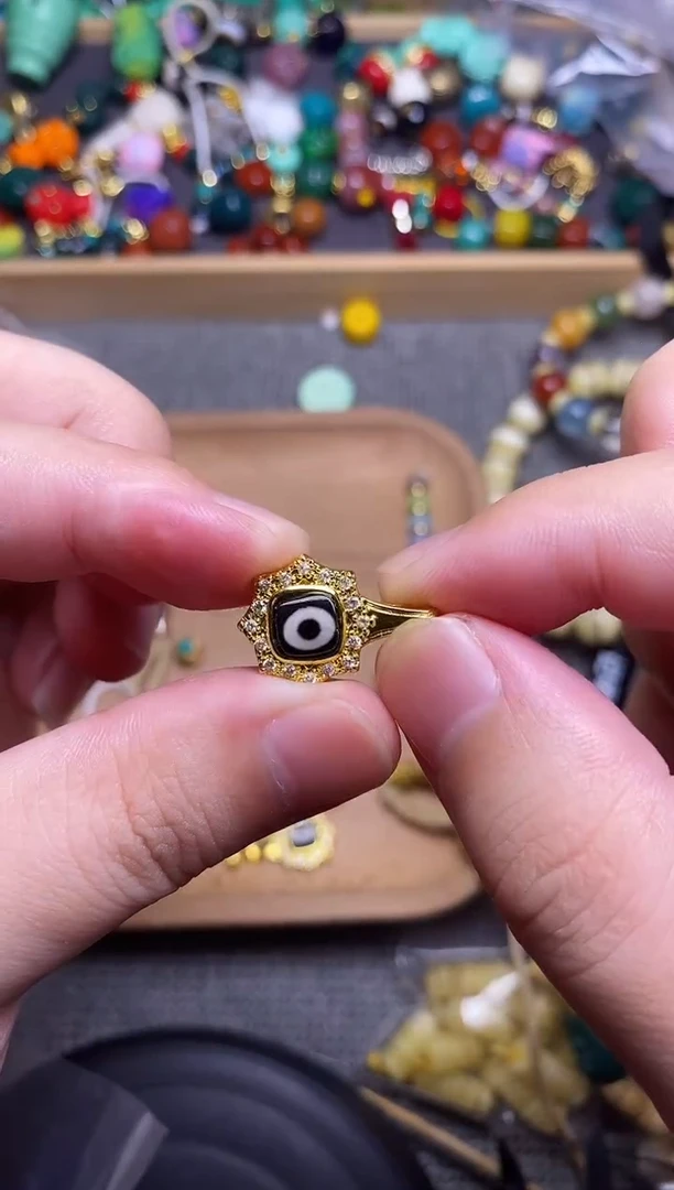 玛瑙/玉髓配饰合金精工鬼眼镶嵌卡子 单个发