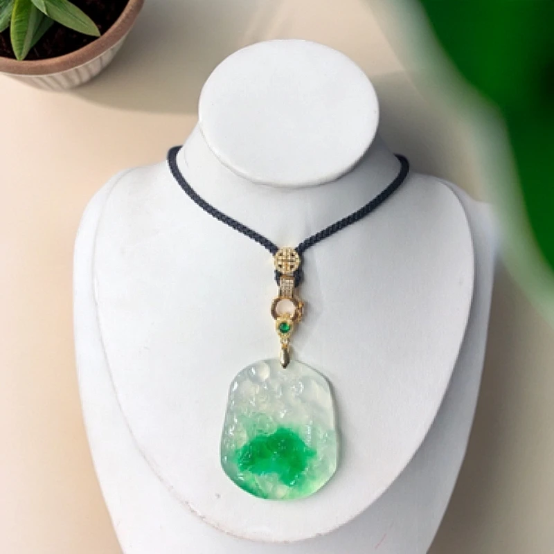 飘花山水塔牌吊坠百搭319