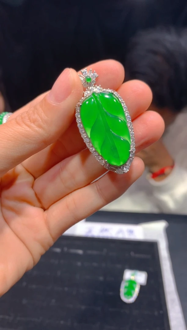 【闪购商品】定制翡翠未镶嵌79多样性发货（发其一）