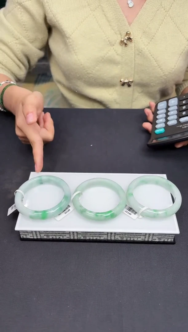 未镶嵌手镯翡翠10149天然翡翠A货【手镯】多样性发一个