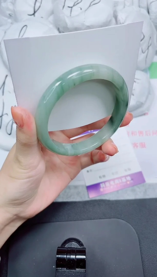 石英质玉手镯未镶嵌339-61