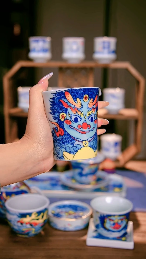 影青麒麟献宝无忧公杯