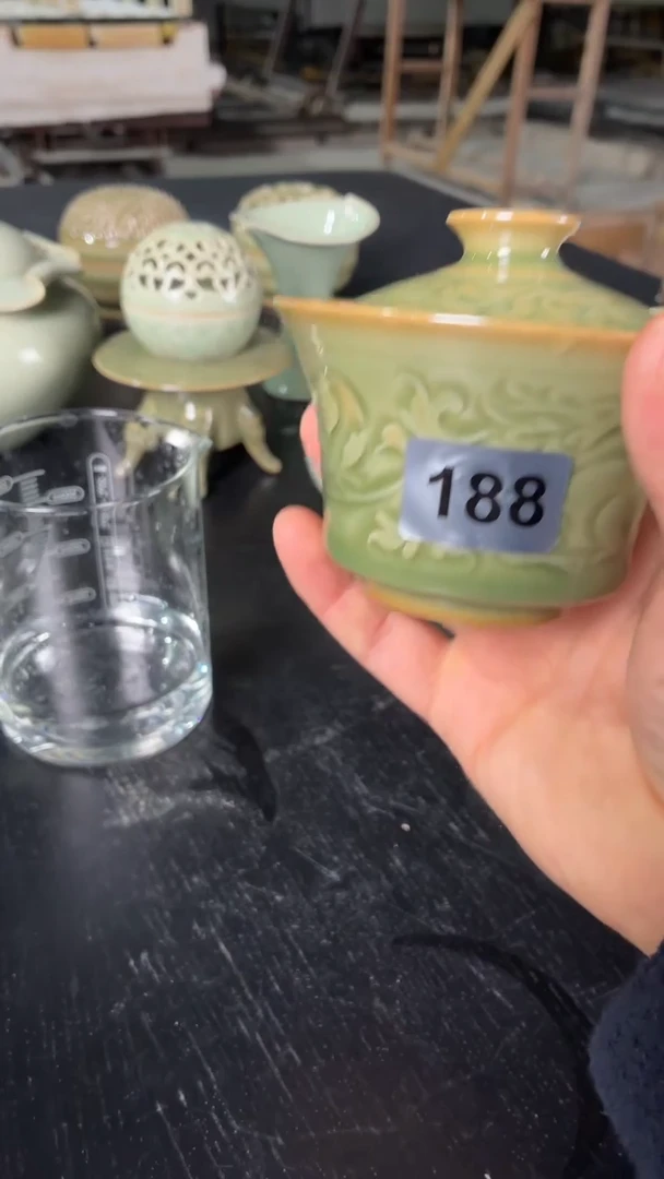 耀州窑仰山马蹄鹿纹盖碗微瑕188